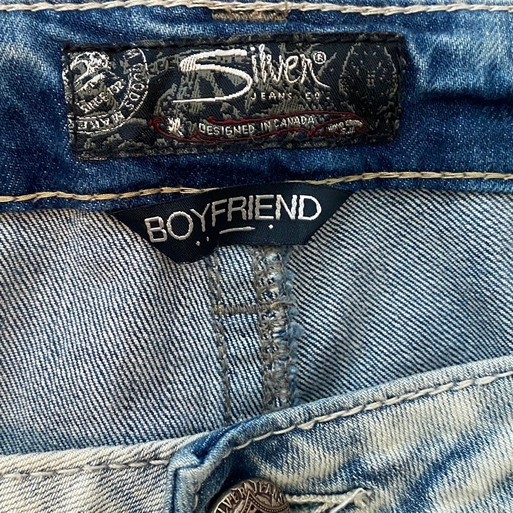 Silver Jeans Distressed Boyfriend Light Wash - Picture 5 of 7